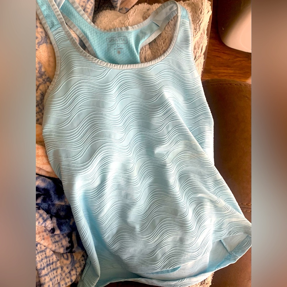Woman’s athleta tank